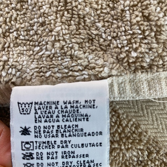 Luxurious Feildcrest Vtg set of 4 bath towels “Royal Court” Cotton - Picture 9 of 10